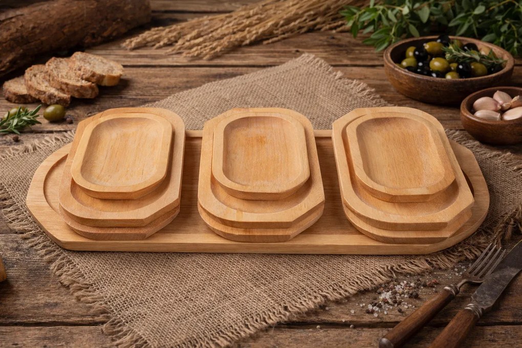 Set platou pentru servit din lemn cu 9 farfurii ,   platou 56x22 cm