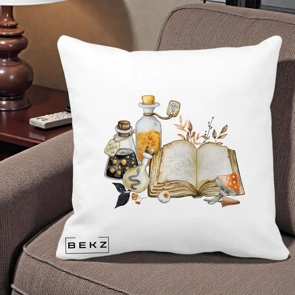 Perna Decorativa Grimoire Vrajitoare si Filtre Magice Halloween, 40x40 cm, Alba Mata, Husa Detasabila, Perna Inclusa, BEKZ®