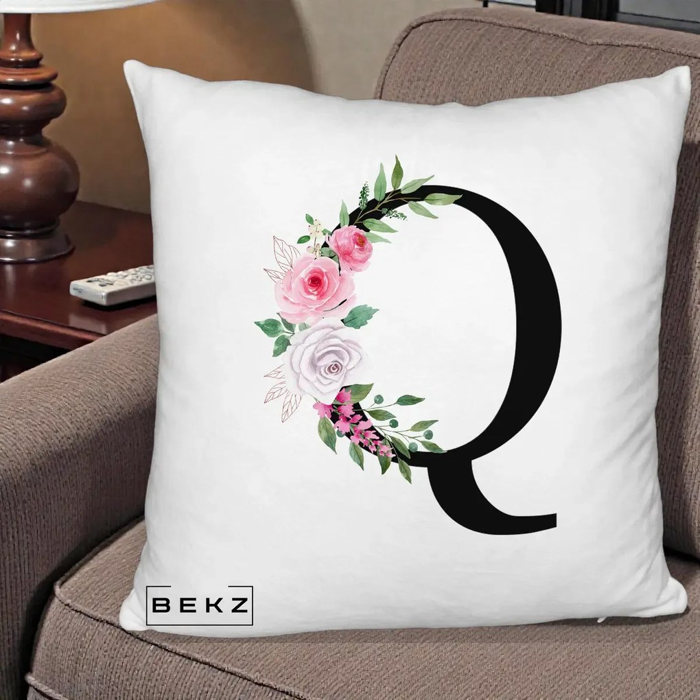 Cadou Personalizat - Perna Personalizata Monograma Florala Litera Q, 40x40 cm, Alb Pufos, Husa Detasabila, Perna Inclusa, BEKZ®