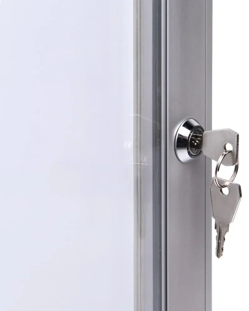 Vitrina interioara cu incuietoare cu informatii 3 x A4, ignifuga, aluminiu
