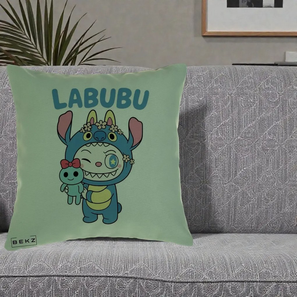 Perna Personalizata Labubu x Stitch cu Flori, 40x40 cm, Verde, Husa Detasabila, Perna Inclusa, BEKZ®