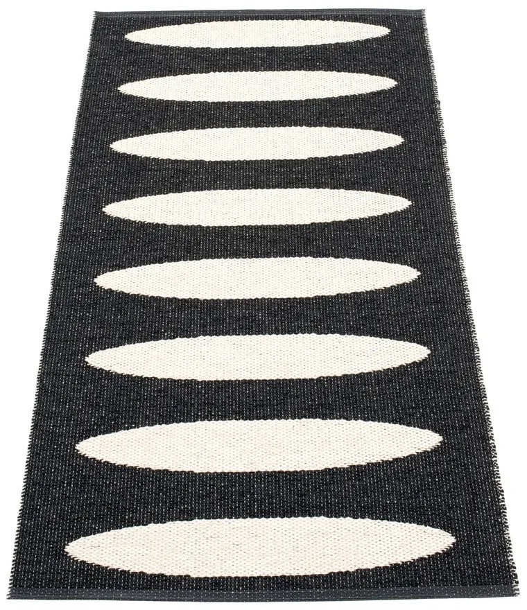 Covor tip traversă pentru interior și exterior negru 70x150 cm Ella Black – Pappelina