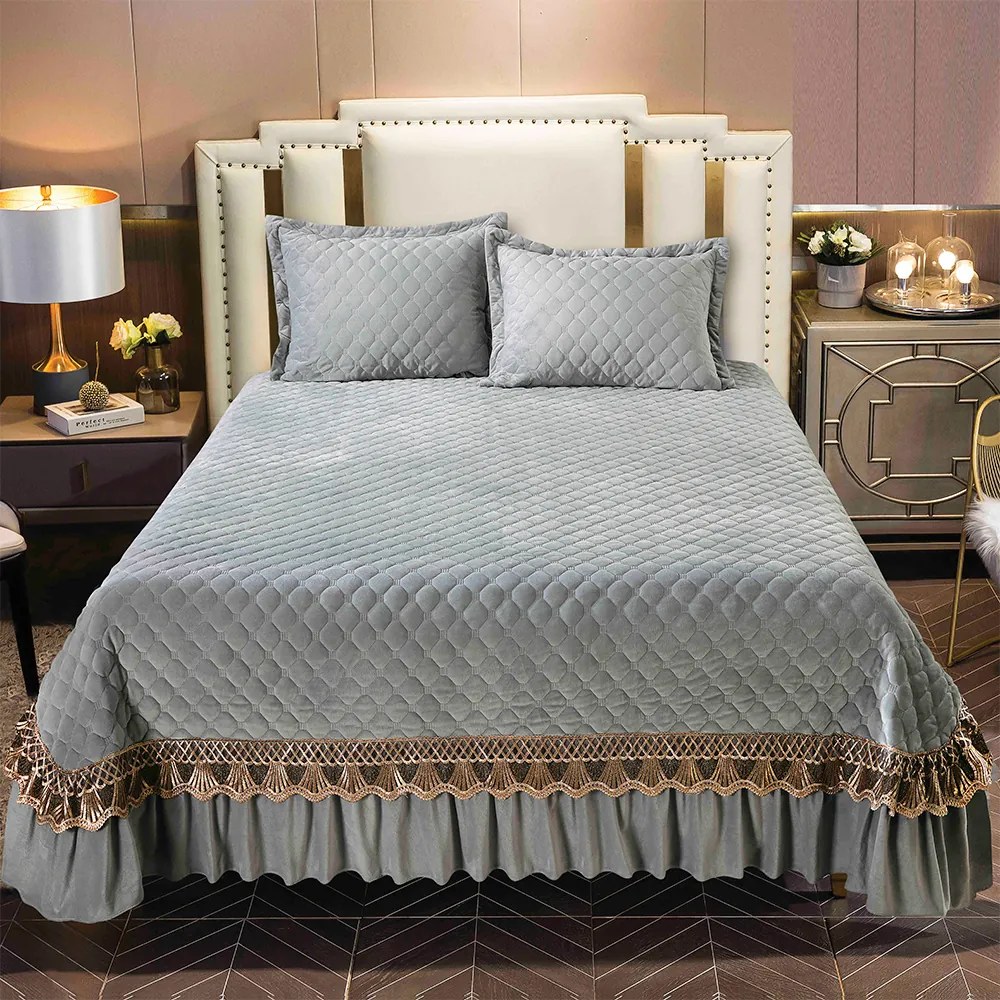 Cuvertură catifea matlasată cu broderie, gri deschis, 3 piese, 220x240 cm, CC81