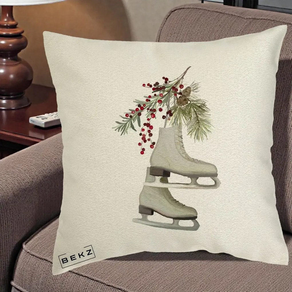 Perna Decorativa Patine cu Ramuri de Brad si Afine, 40x40 cm, Ecru, Husa Detasabila, Perna Inclusa, BEKZ®