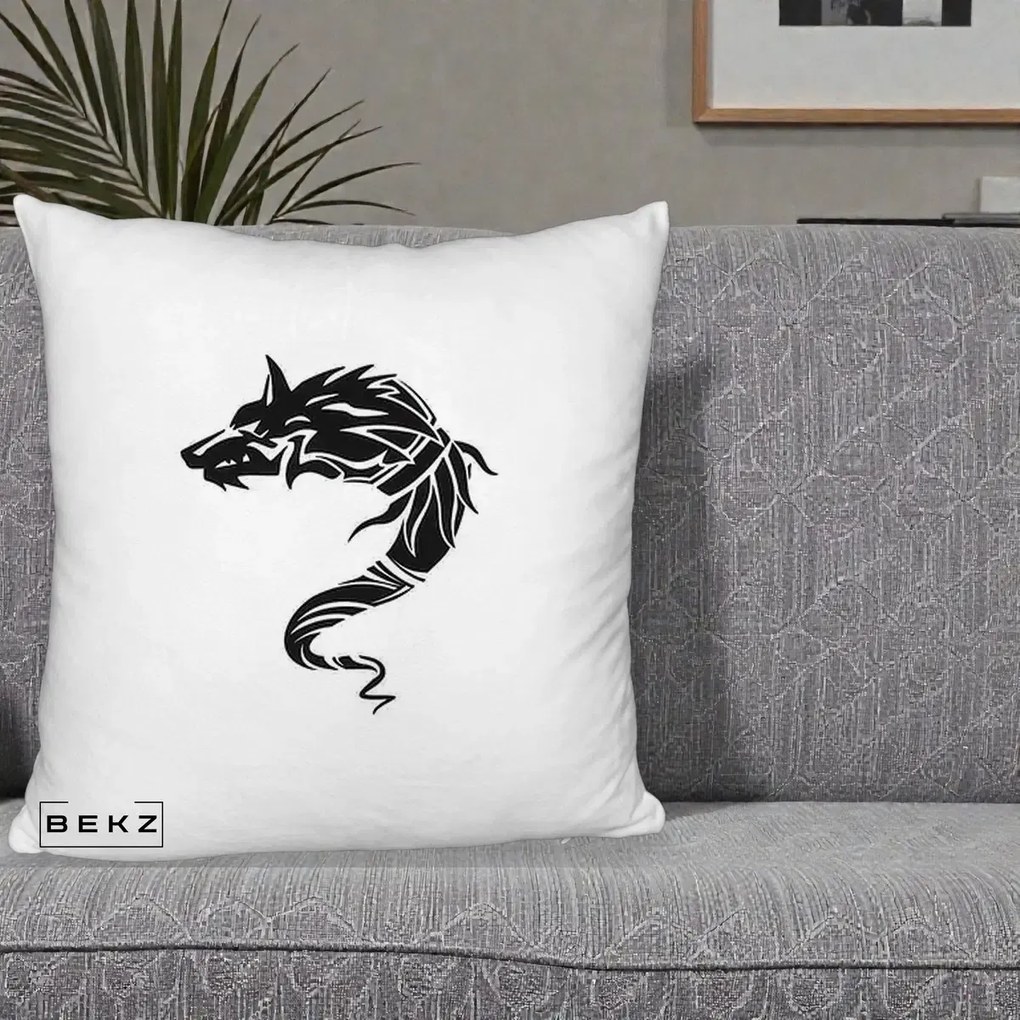 Perna Decorativa Lup Tribal Alb-Negru, 40x40 cm, Alb Pufos, Husa Detasabila, Perna Inclusa, BEKZ®