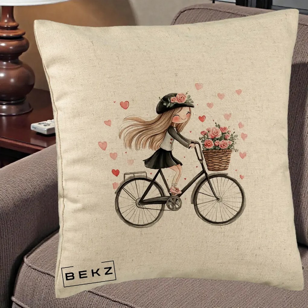 Perna Decorativa Fetita Kawaii pe Bicicleta cu Trandafiri si Inimioare, 40x40 cm, Bej, Husa Detasabila, Perna Inclusa, BEKZ®