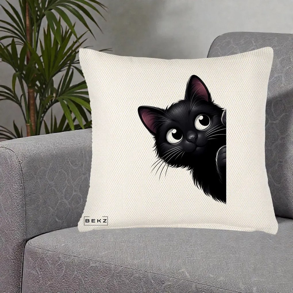 Perna Decorativa Pisica Neagra Dragalasa Curioasa, 40x40 cm, Crem Reliefat, Husa Detasabila, Perna Inclusa, BEKZ®
