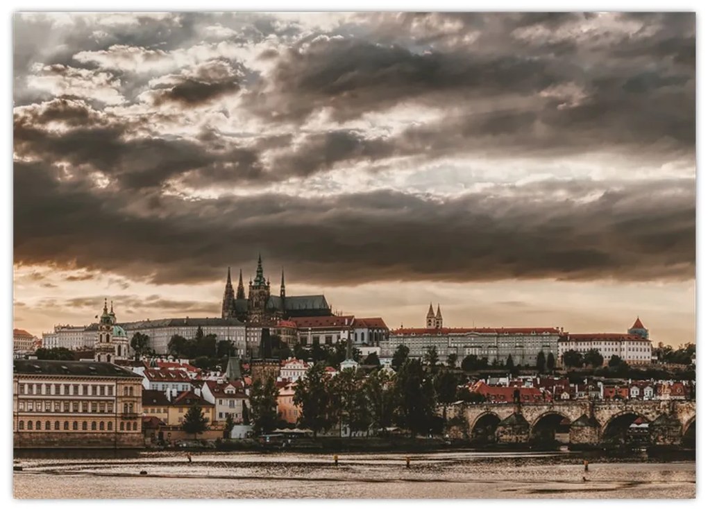 Tablou pe sticlă - Praga înnorită (70x50 cm)