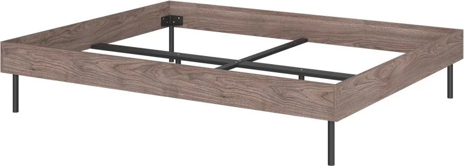 Pat matrimonial în culoare naturală închisă din placă aglomerată de lemn cu aspect de lemn de nuc fără tăblie cu somieră 200x200 cm Streiko – noo.ma