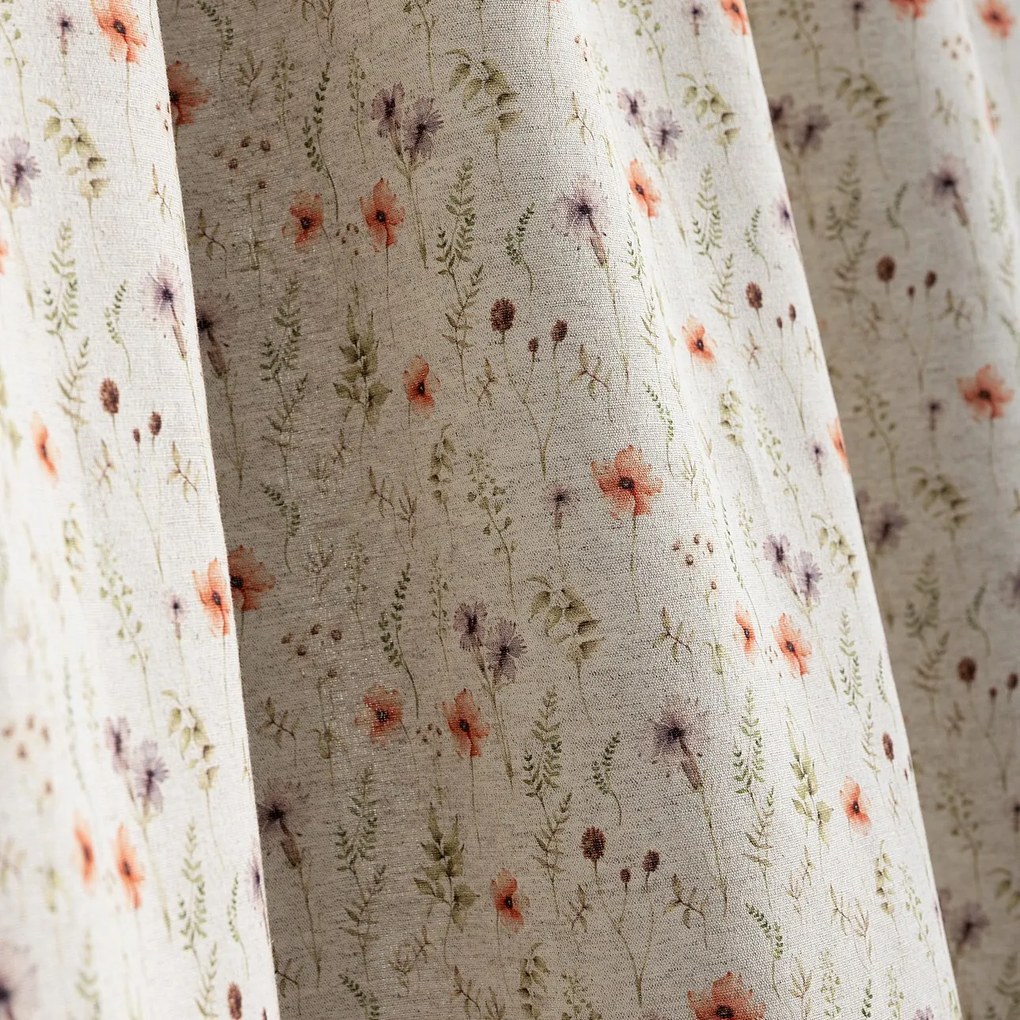 Perdea cu bandă de pliuri