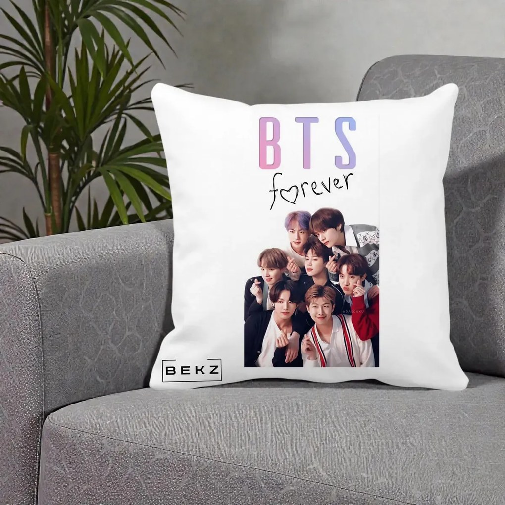 Perna Personalizata K-pop BTS Forever cu Foto Grup Negru, 40x40 cm, Alba Mata, Husa Detasabila, Perna Inclusa, BEKZ®
