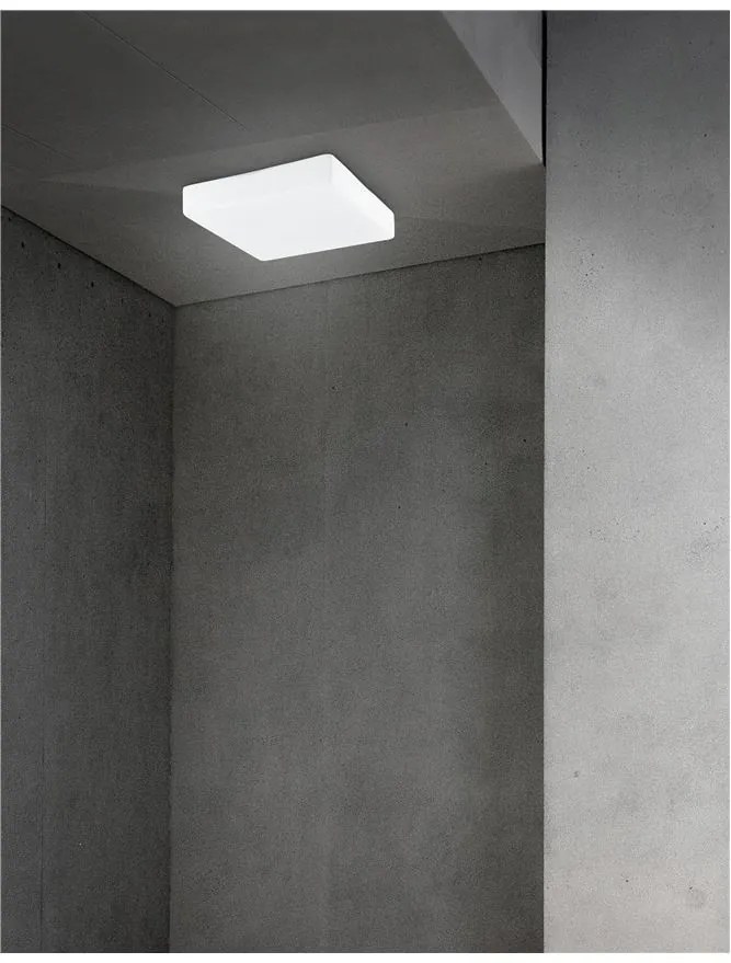 Plafoniera pentru baie moderna IP44 Cube 20,5cm NVL-6110041
