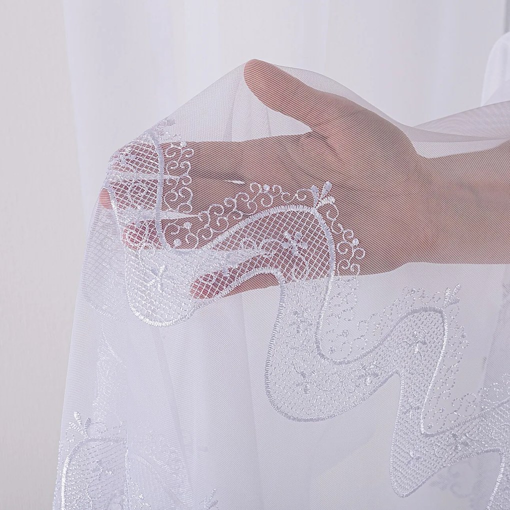 Draperie cu banda