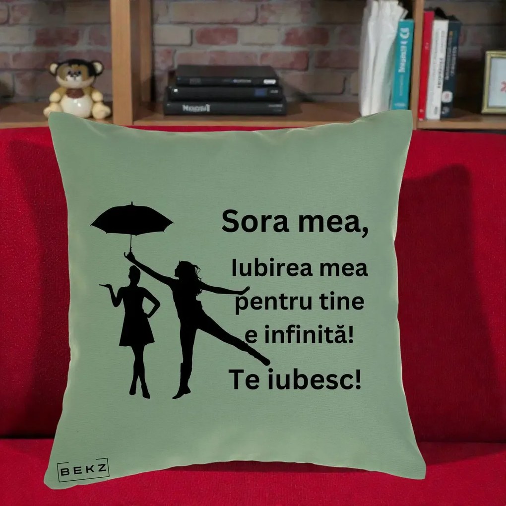 Cadou pentru Sora - Perna Personalizata Sora Mea Te Iubesc Siluete Negre cu Umbrela, 40x40 cm, Verde, Husa Detasabila, Perna Inclusa, BEKZ®
