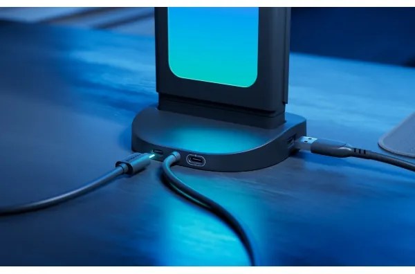 Stație LED RGBIC dimabilă de încărcare de masă Nanoleaf N7602K00-1LB 2700-6500K 5V negru