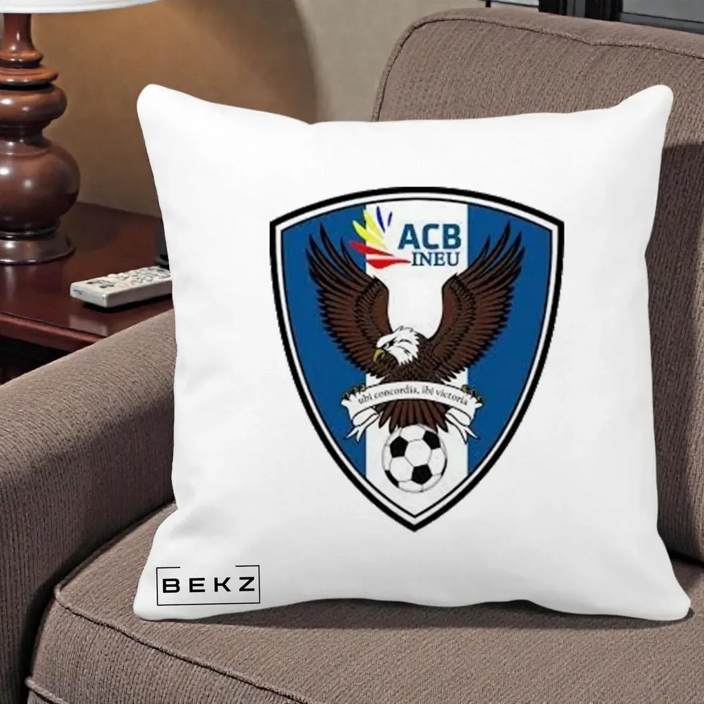 Perna Personalizata ACB Ineu Fotbal, 40x40 cm, Alba Mata, Husa Detasabila, Perna Inclusa, BEKZ®
