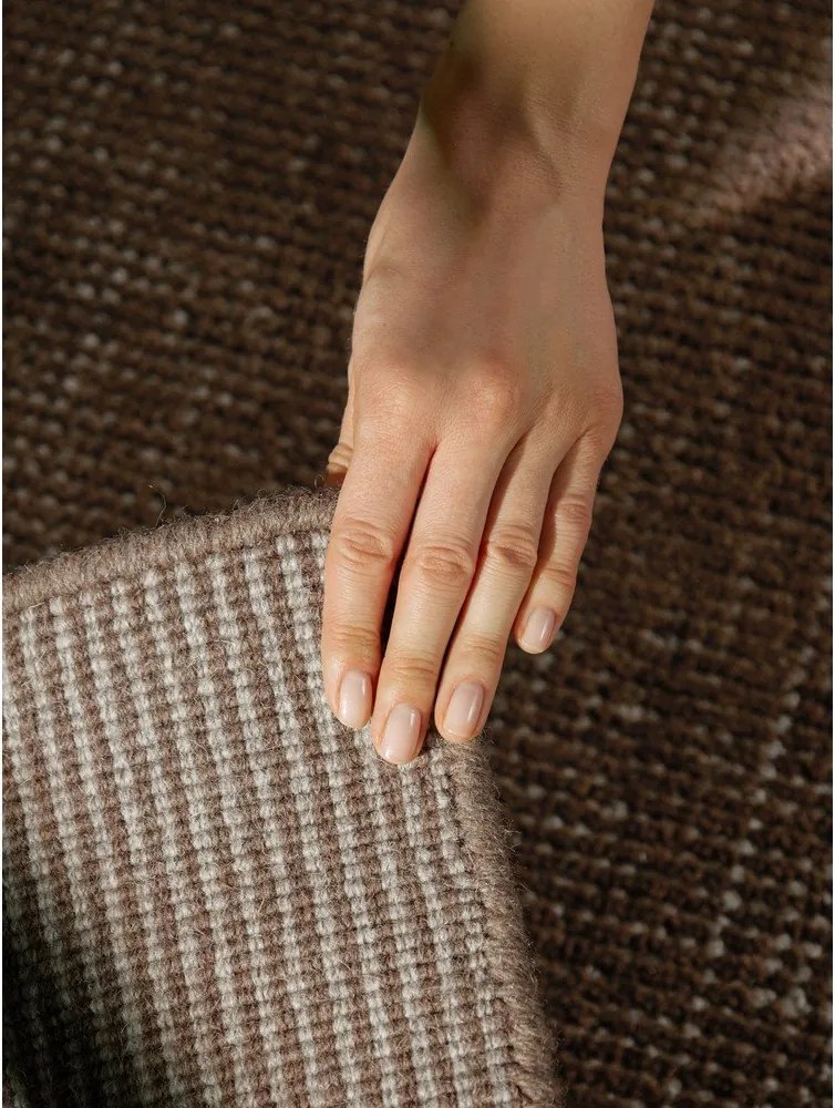 Covor maro țesut manual din lână 200x300 cm Greenwich – Ted Baker