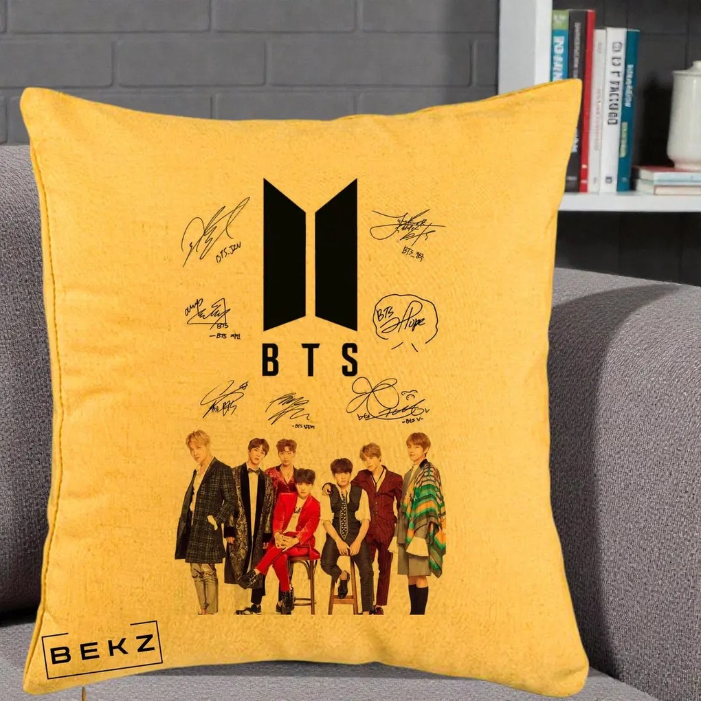 Perna Personalizata K-pop BTS Semnaturi Foto, 40x40 cm, Galben, Husa Detasabila, Perna Inclusa, BEKZ®