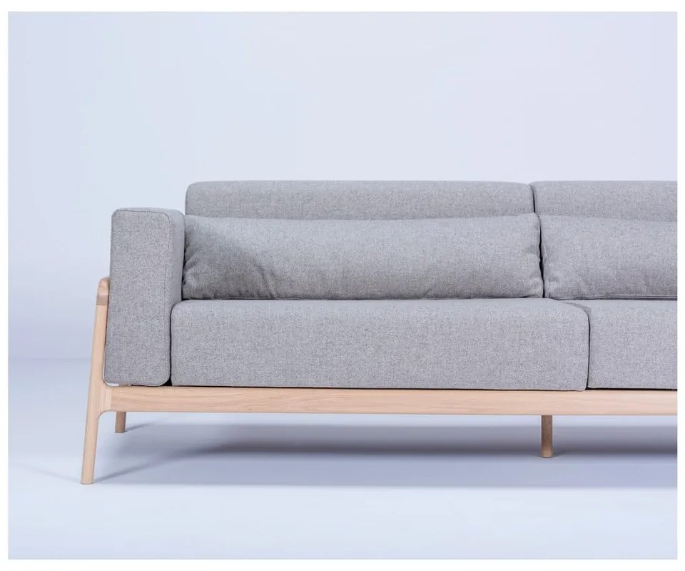 Canapea cu structură din lemn de stejar Gazzda Fawn Plus, 240 cm, gri