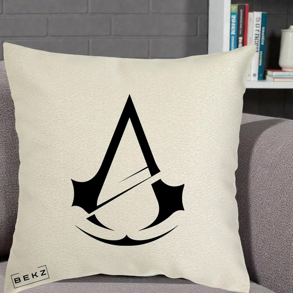 Perna Personalizata Assassin's Creed Minimalist, 40x40 cm, Ecru, Husa Detasabila, Perna Inclusa, BEKZ®