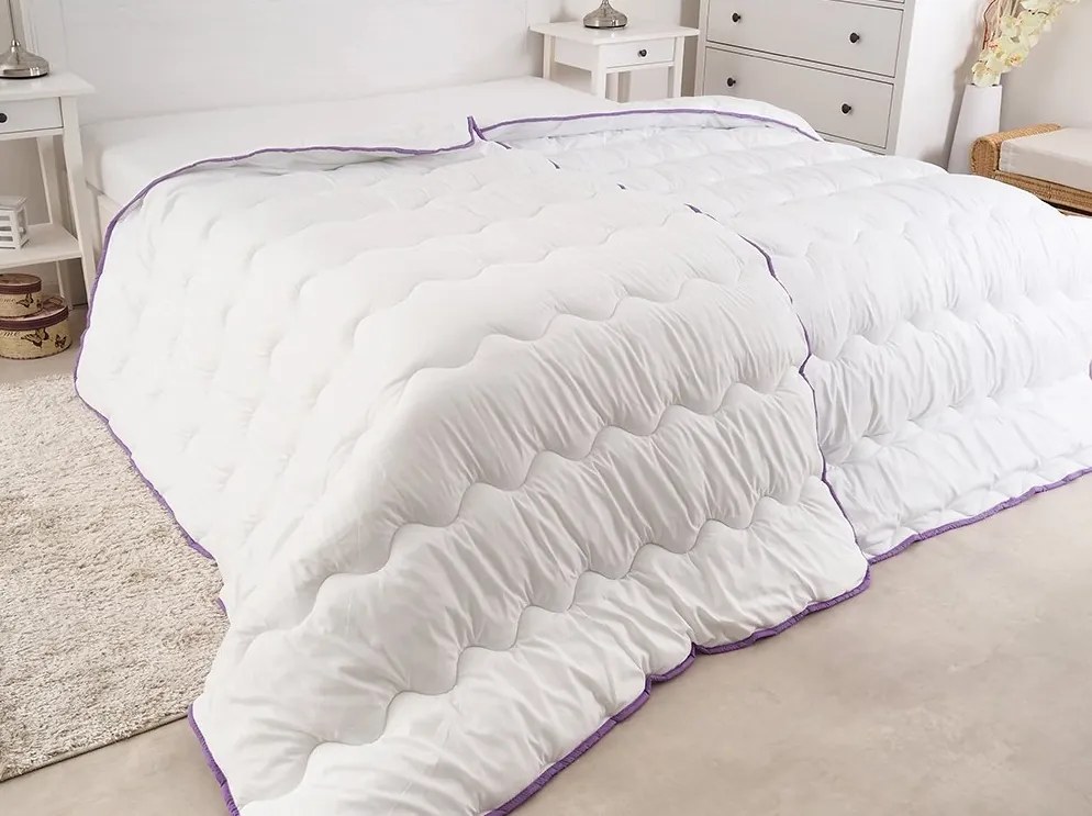 Pilota matlasata STELLA LAVENDER pentru tot parcursul anului 140x200 cm, alba