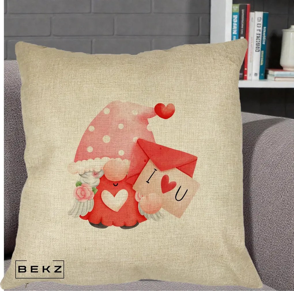 Cadou Romantic - Perna Personalizata I Love You Gnome Valentine cu Scrisoare, 40x40 cm, Crem, Husa Detasabila, Perna Inclusa, BEKZ®