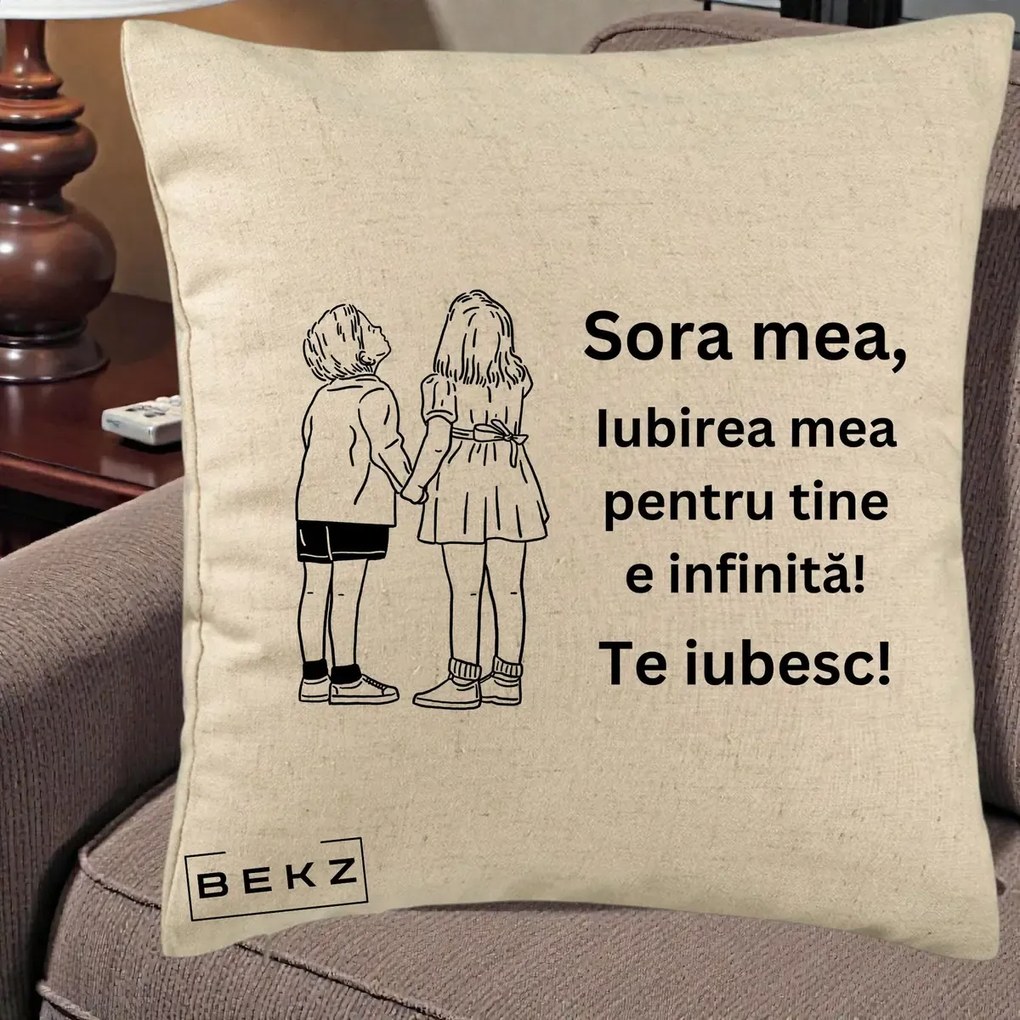 Cadou pentru Sora - Perna Personalizata Sora Mea Te Iubesc Copii Tinand Maini Line Art, 40x40 cm, Bej, Husa Detasabila, Perna Inclusa, BEKZ®