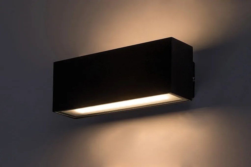 Aplica de perete exterior IP54 LED Mataro negru
