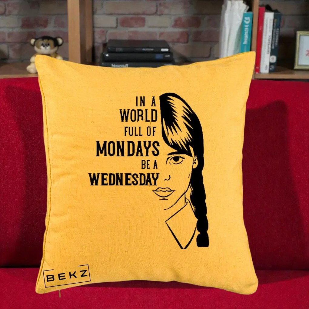 Perna Personalizata Wednesday Be a Wednesday, 40x40 cm, Galben, Husa Detasabila, Perna Inclusa, BEKZ®