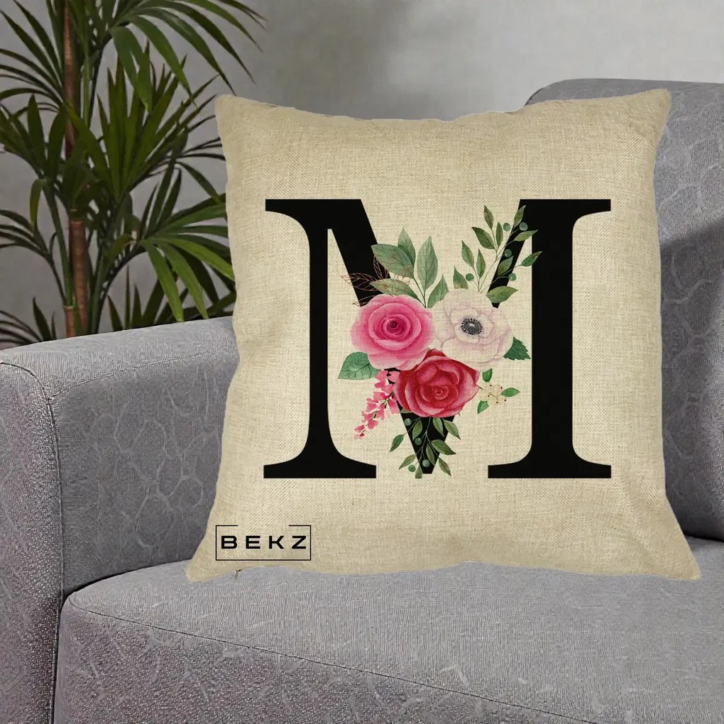 Cadou Personalizat - Perna Personalizata Monograma Florala Litera M cu Trandafiri si Anemona, 40x40 cm, Crem, Husa Detasabila, Perna Inclusa, BEKZ®