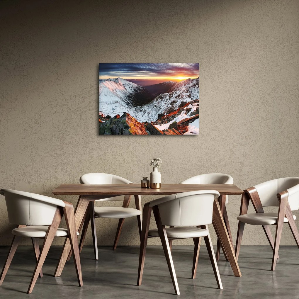 Tablou - Panoramă montană de iarnă (70x50 cm)