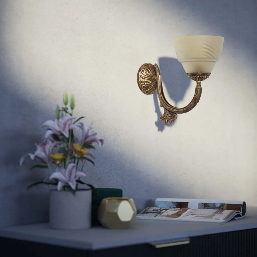 Aplica de perete din alama stil Neoclassical Elisa