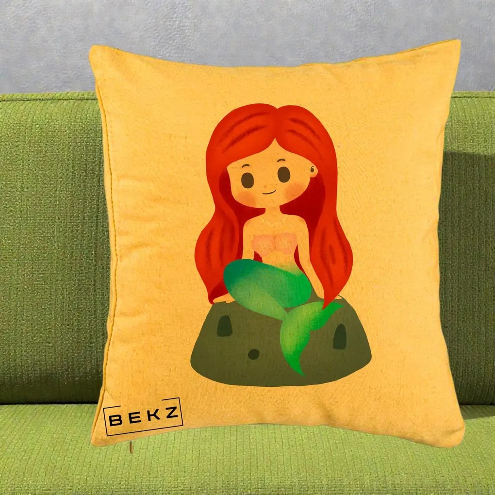 Perna Personalizata Sirena Kawaii Roscat, 40x40 cm, Galben, Husa Detasabila, Perna Inclusa, BEKZ®