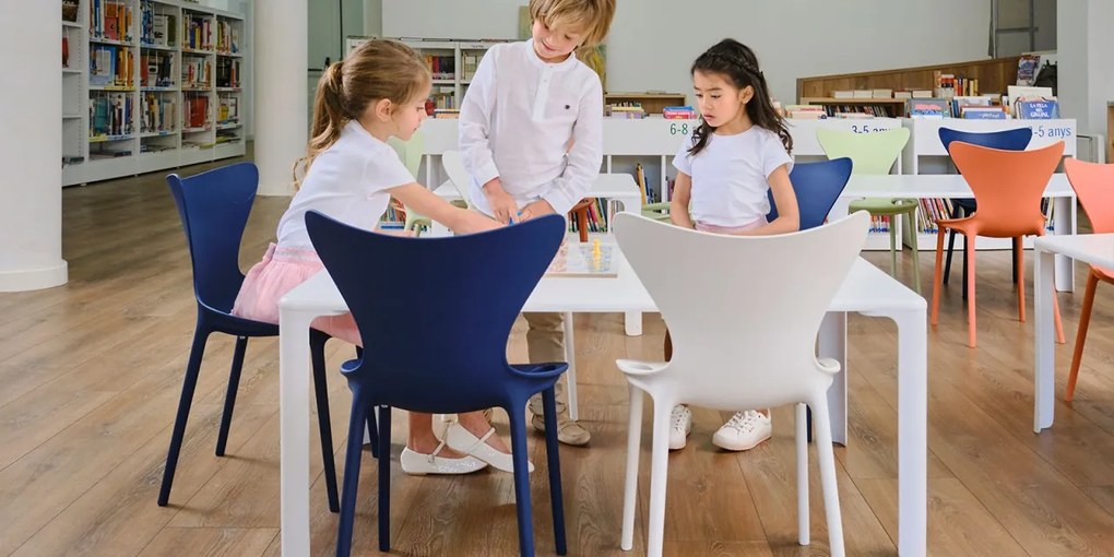 Set de 4 scaune pentru copii de exterior / interior design modern premium Love mini 65043