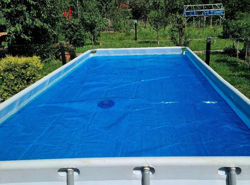 Solar pool liner 380 x 180 cm BESTWAY