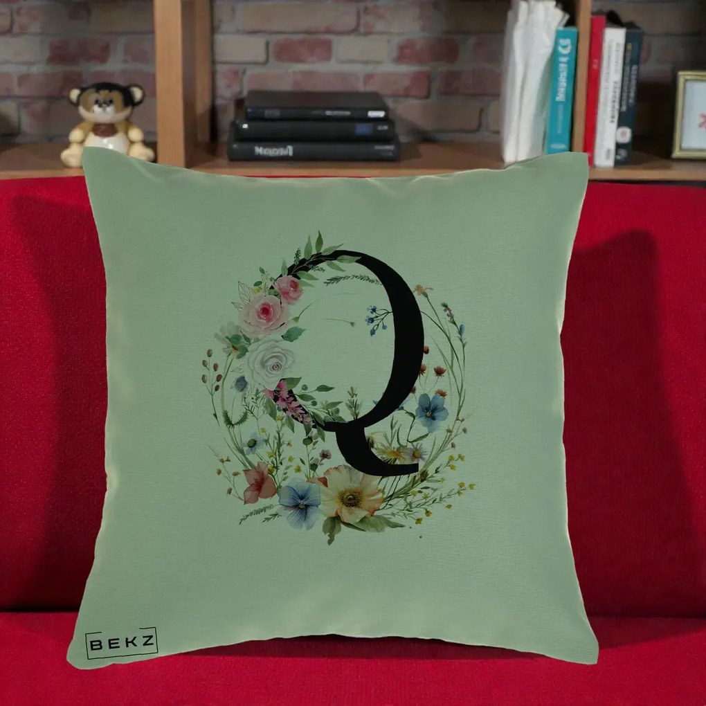 Cadou Personalizat - Perna Personalizata Monogram Litera Q cu Flori Acuarela, 40x40 cm, Verde, Husa Detasabila, Perna Inclusa, BEKZ®