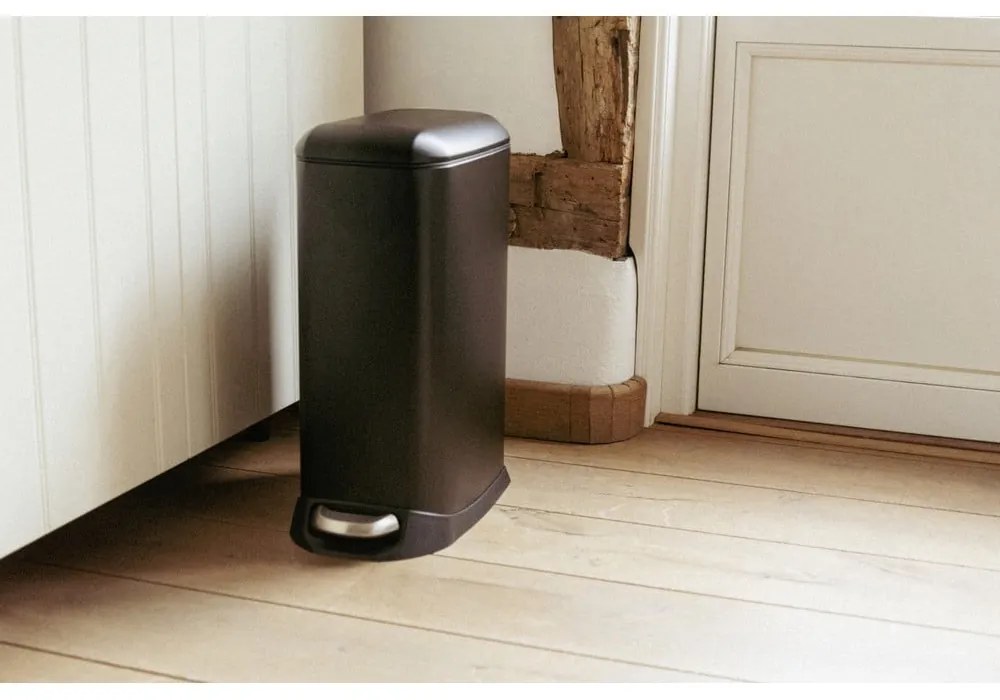 Coș de gunoi negru mat cu pedală din oțel 12 l Design – Wenko