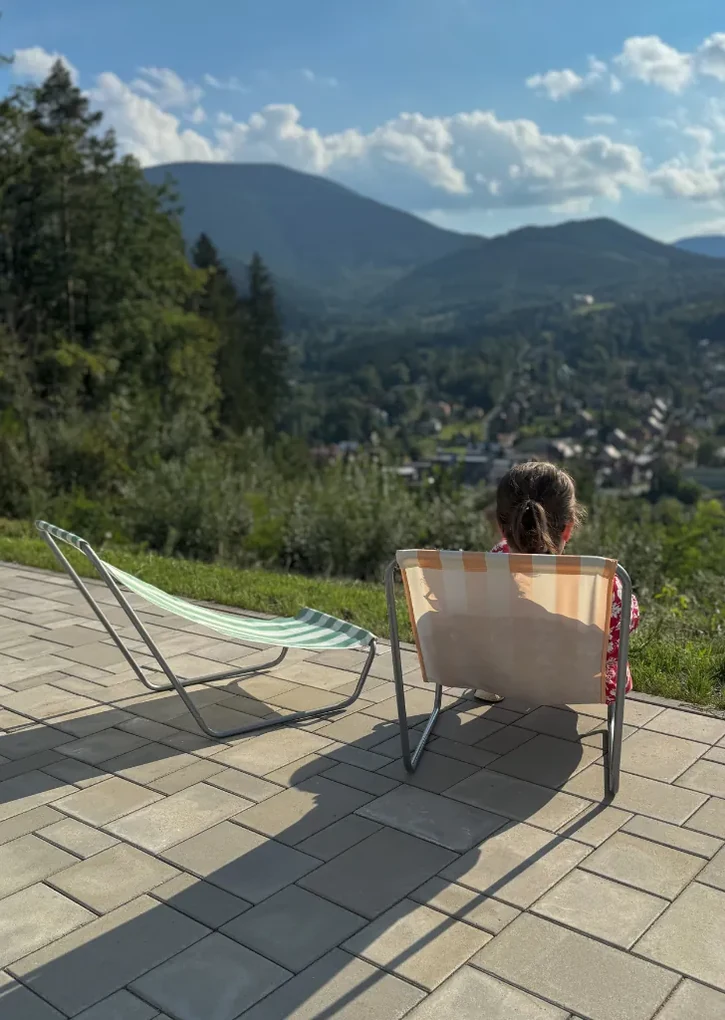 Set de 2 sezlonguri pliante pentru plaja SAND, dungi gri inchis