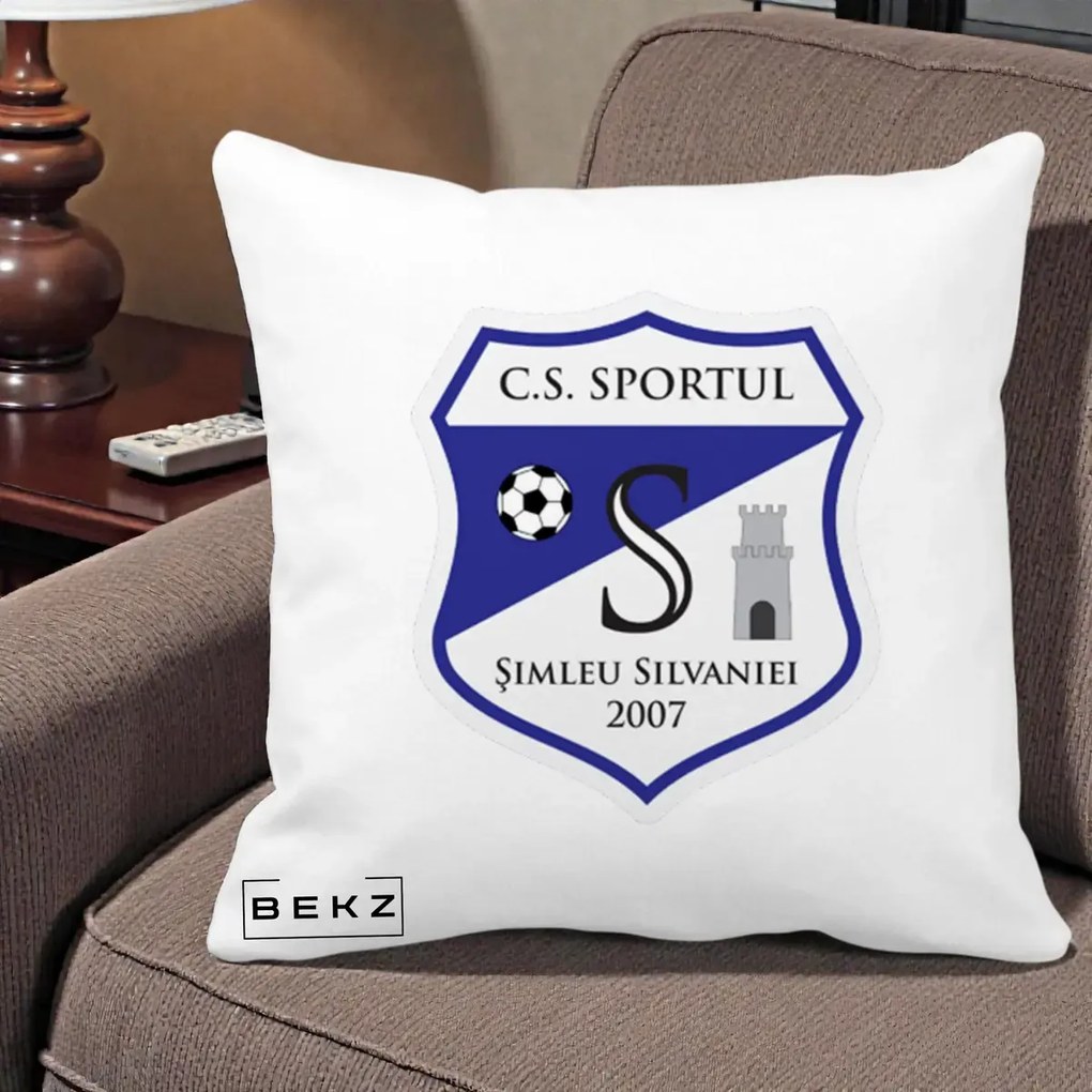 Perna Personalizata CS Sportul Simleu Silvaniei 2007, 40x40 cm, Alba Mata, Husa Detasabila, Perna Inclusa, BEKZ®