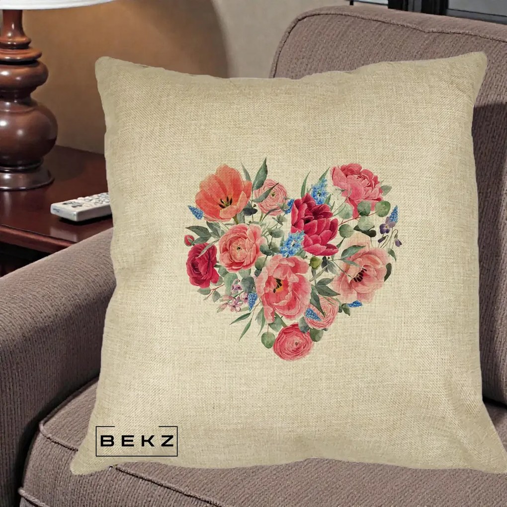 Perna Decorativa Inima din Bujori Acuarela, 40x40 cm, Crem, Husa Detasabila, Perna Inclusa, BEKZ®