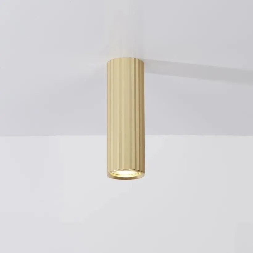 Spot aplicat din aluminiu canelat Anna auriu