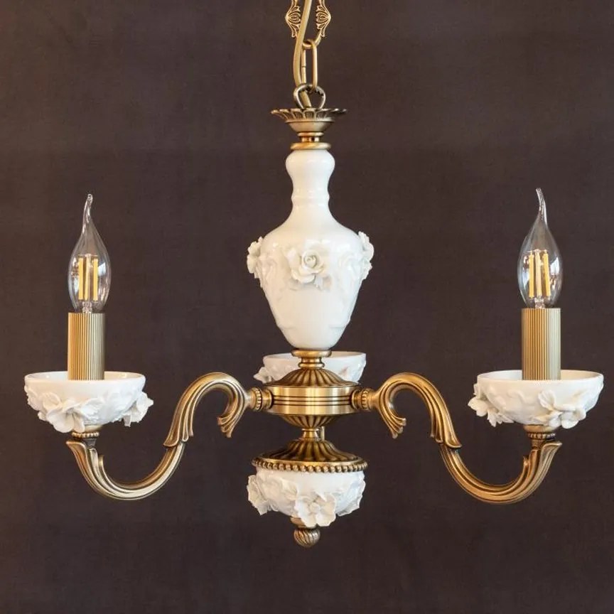 Lustra design italian cu 3 brate din alama si portelan alb 9952