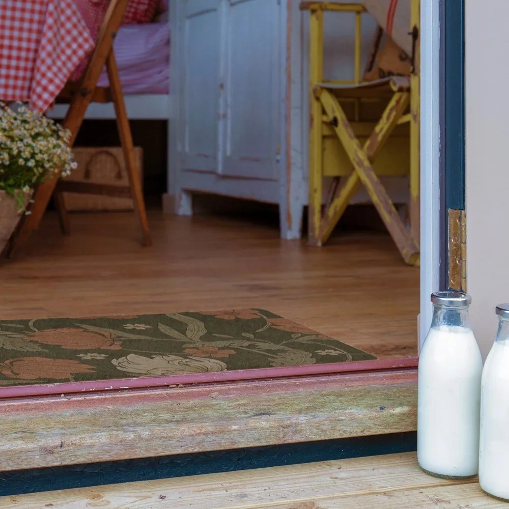 Covoraș de intrare din fibre de nucă de cocos 60x90 cm William Morris Rose – Artsy Doormats