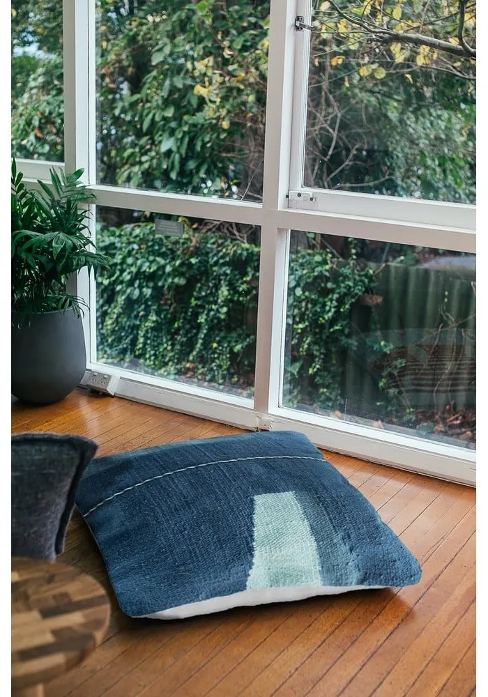 Pernă pentru exterior din plastic reciclat Green Decore Ensign, 45 x 45 cm