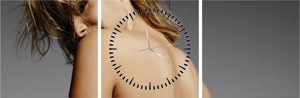 Tablou - Imaginea unei femei care face baie (cu ceas) (90x30 cm)
