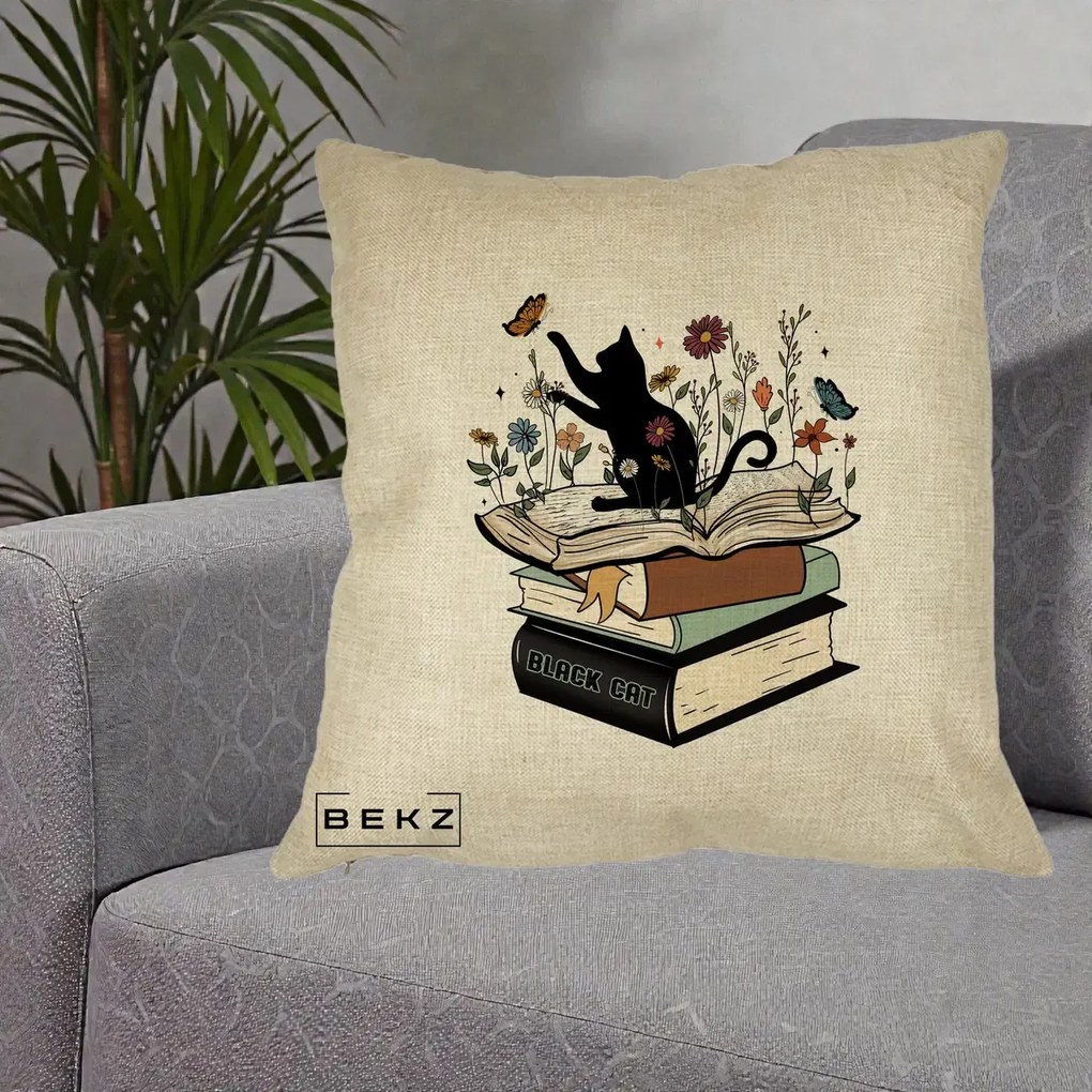 Perna Personalizata Pisica Neagra Carti Flori Fluturi, 40x40 cm, Crem, Husa Detasabila, Perna Inclusa, BEKZ®