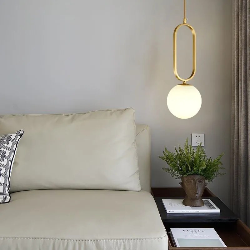 Lustra Pendul Glob Alb Corp Cupru E27