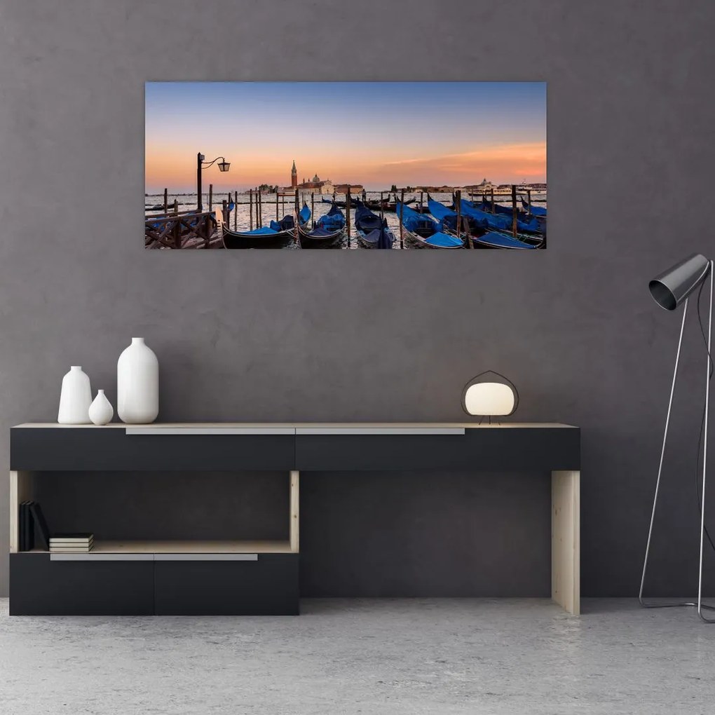 Tablou - zgârie norii unui oraș mare (120x50 cm)