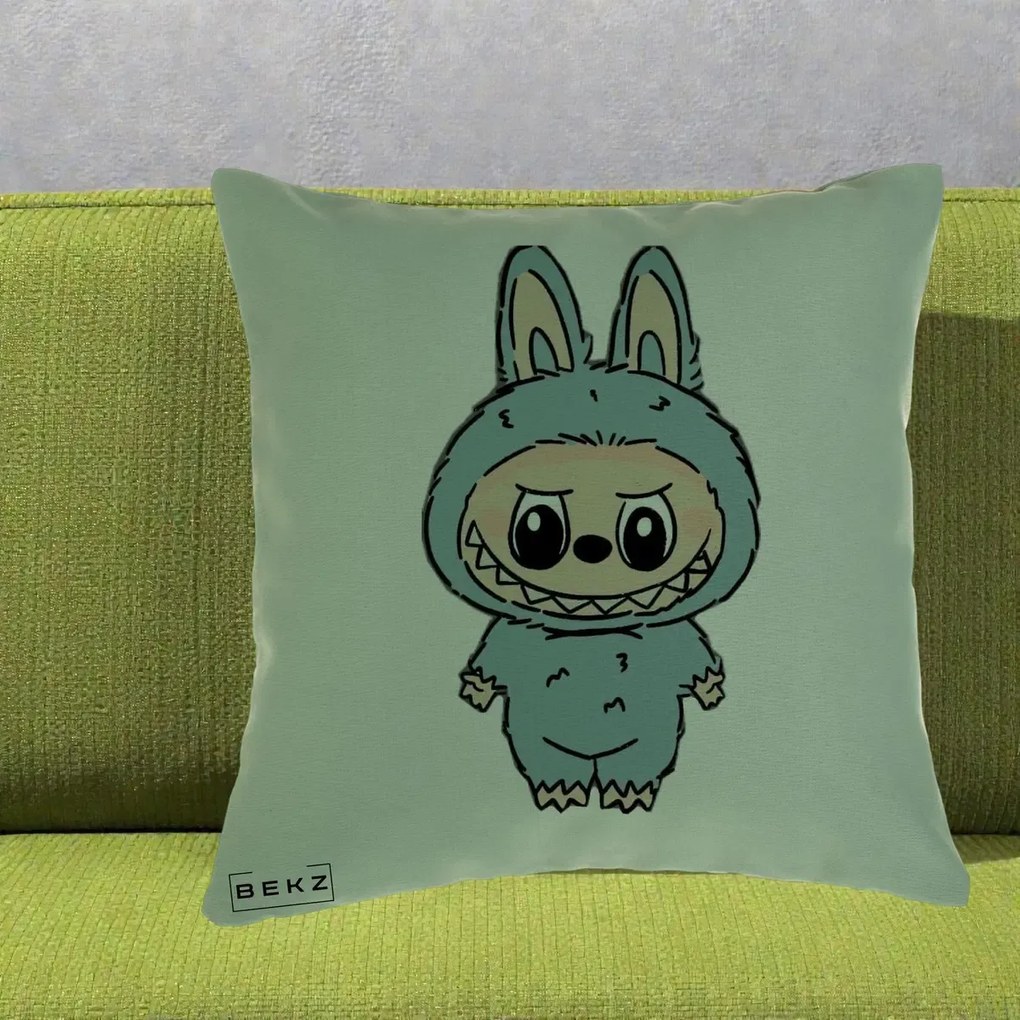 Perna Personalizata Labubu Albastru-Gri Solo, 40x40 cm, Verde, Husa Detasabila, Perna Inclusa, BEKZ®