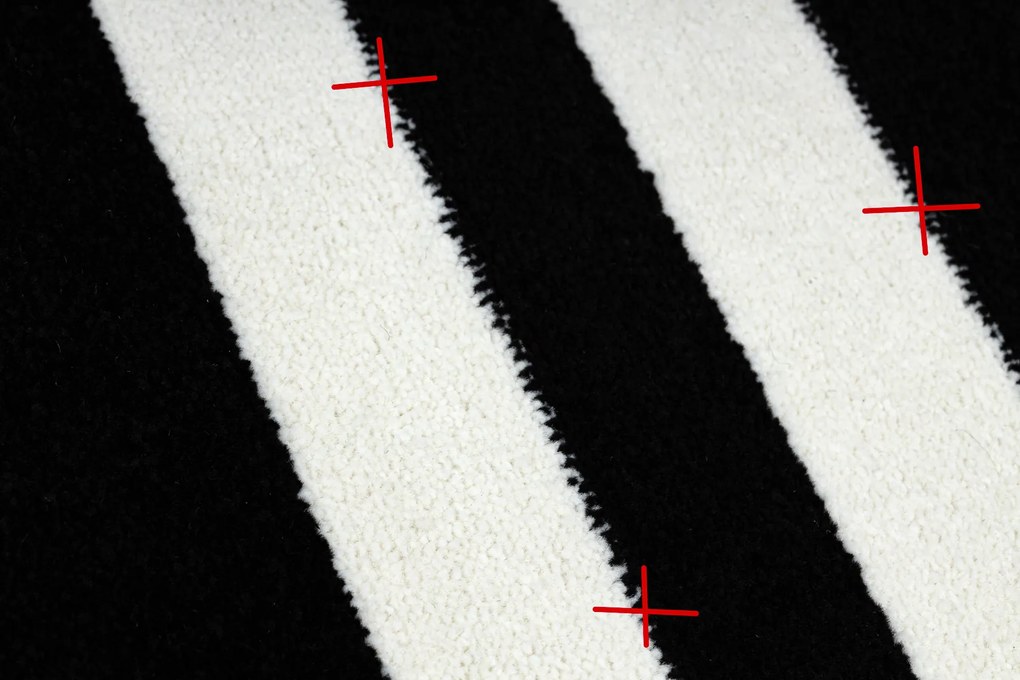 Covor HAMPTON cadru negru - SECUNDAR-COTATI PRODUSUL